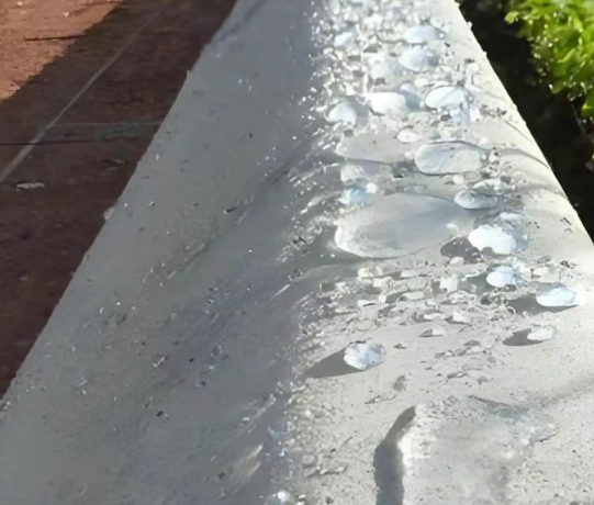 平江硅烷浸渍涂料在混凝土保护中的应用